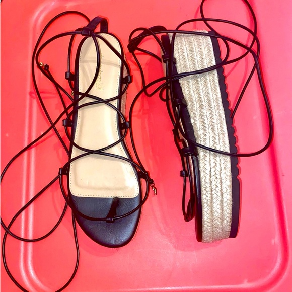 Shoedazzle String Toe Sandals Ladies Size 9.5M Black Wedge Platform - Picture 2 of 6